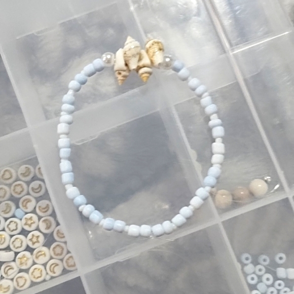 Handmade Jewelry - Handmade - Sea shell bracelet